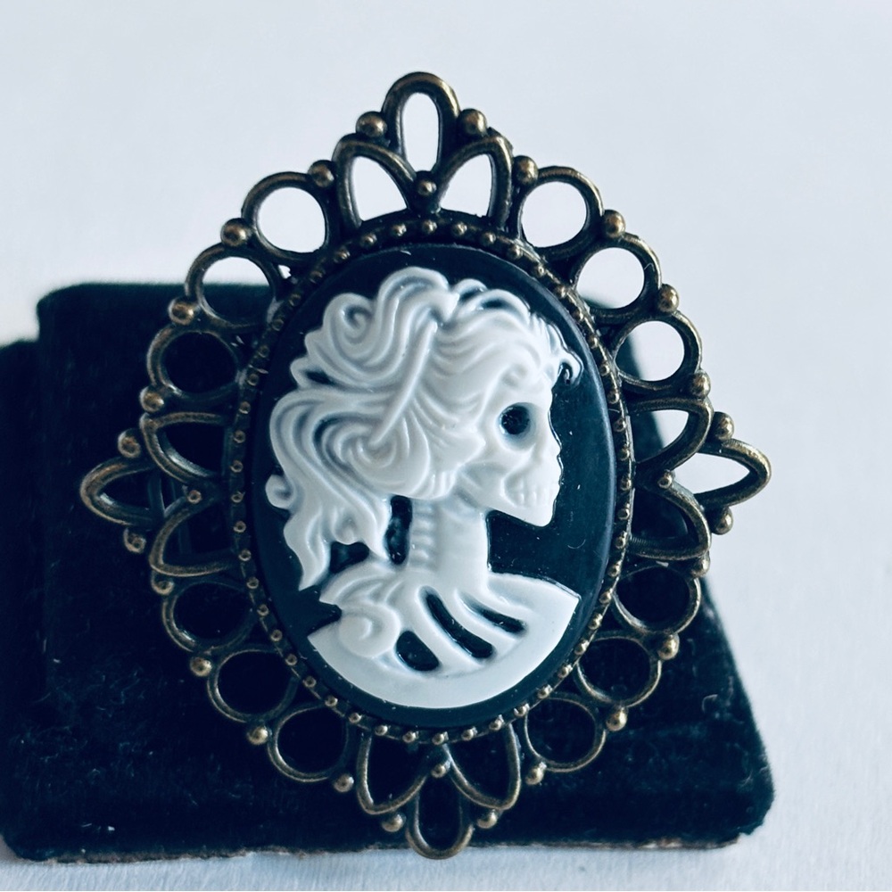 Black and White Skeleton Lady Cameo Victorian Style Adjustable Ring